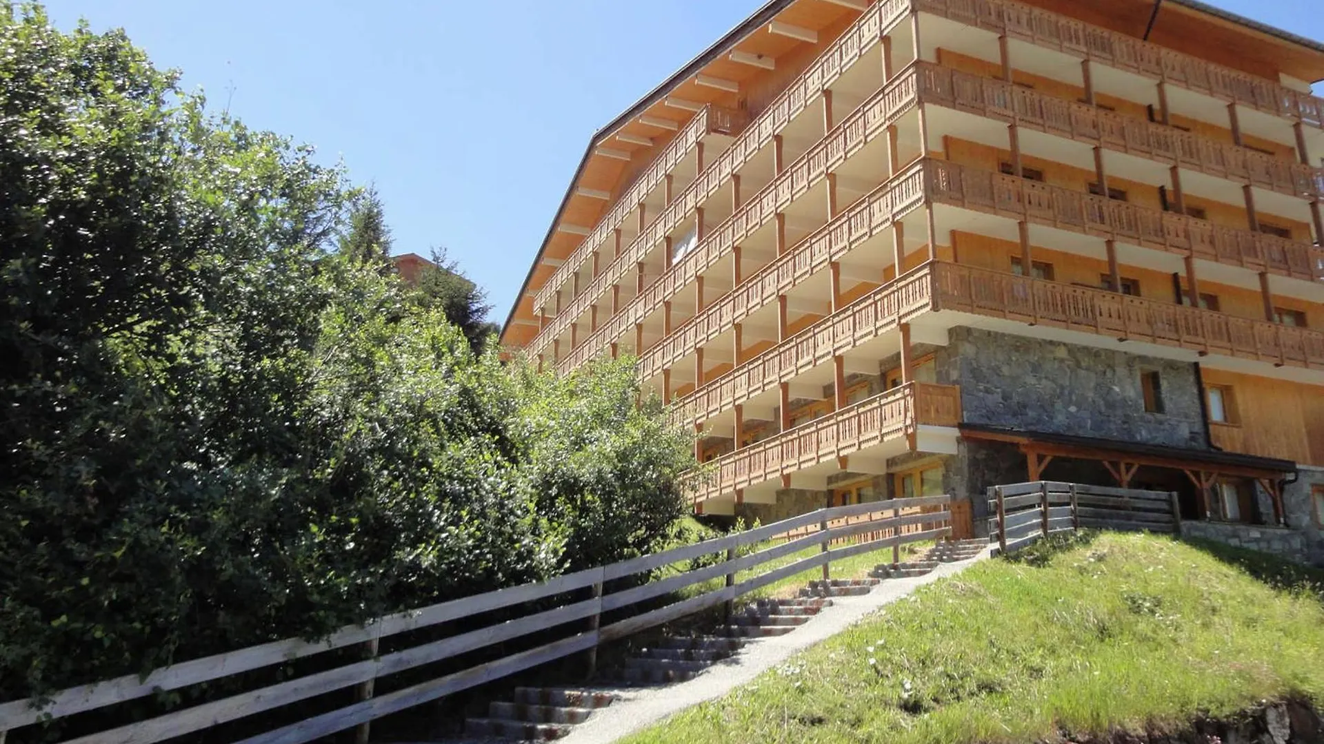 Charmant 3 Pieces A 100M Des Pistes, Ideal Famille Avec Balcon, Animaux Acceptes - Fr-1-182-199 Les Allues France